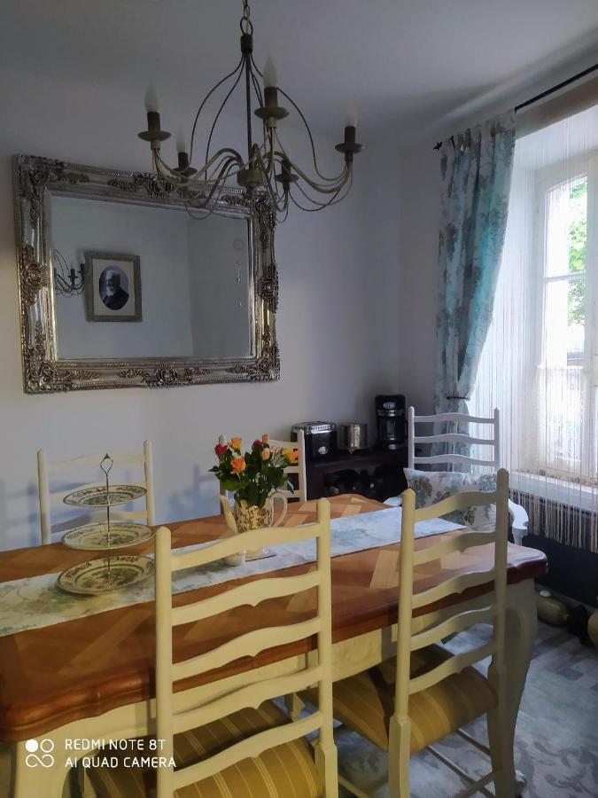 مبيت وإفطار Mountain View Townhouse كويلان المظهر الخارجي الصورة